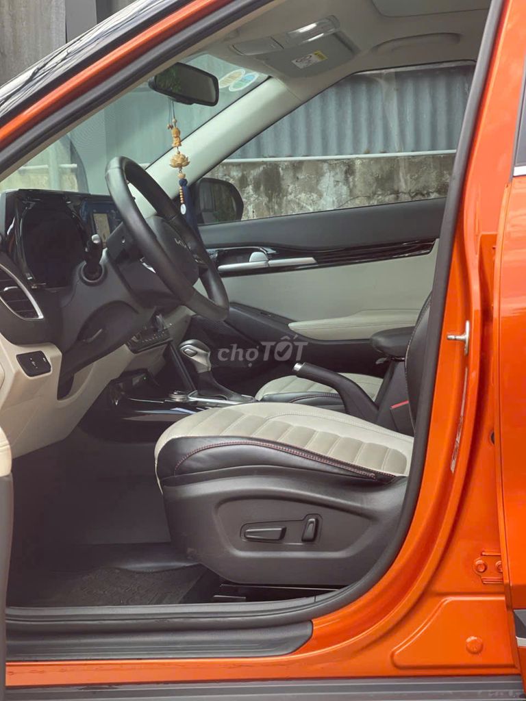 Kia Seltos 2022 Premium 1.6 AT - 35003 km. Mua bán Ô tô tại Thành phố Thủ Đức Tp Hồ Chí Minh được đăng bởi CHUYÊN CÁC DÒNG XE ĐẸP ĐÃ QUA SỬ DỤNG hình 8