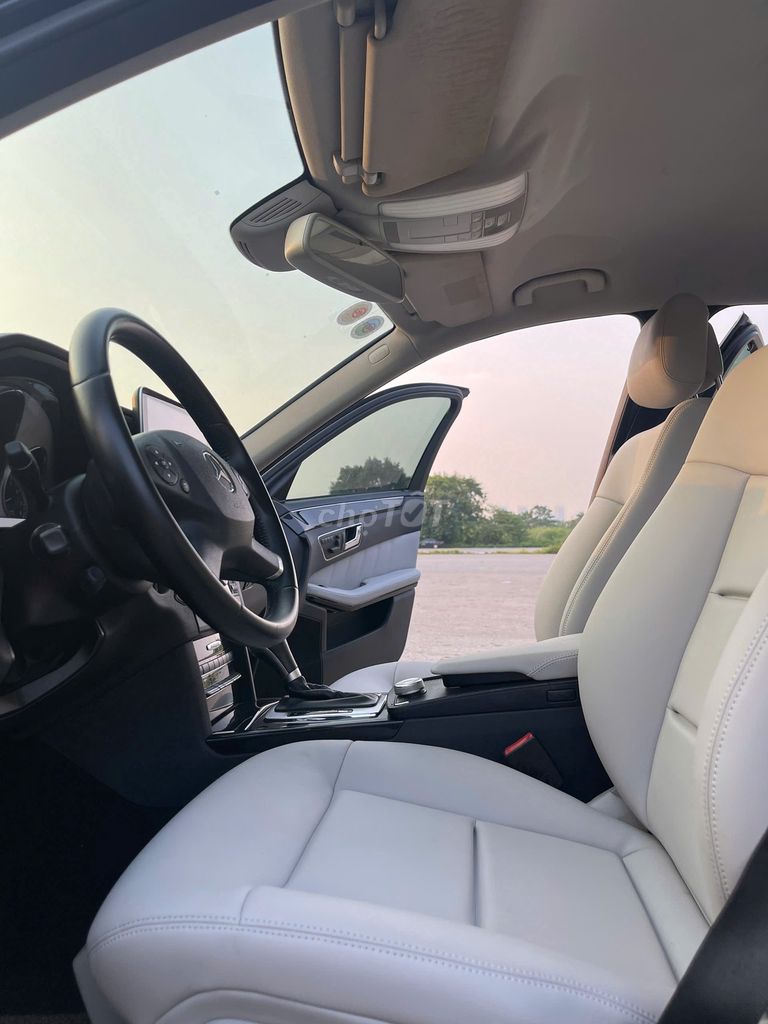 Mercedes Benz E Class 2010 E250 xe còn zin nhiều. Mua bán Ô tô tại Quận Thanh Xuân Hà Nội được đăng bởi Vạn Phát  Auto hình 19