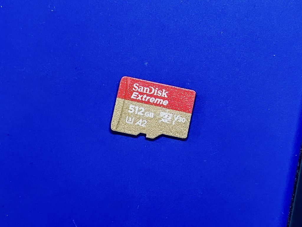 Thẻ nhớ Sandisk Extreme Micro SD 512GB. Mua bán Phụ kiện (Màn hình, Chuột...) tại Quận Bình Thạnh Tp Hồ Chí Minh được đăng bởi Huy Nguyen hình 1