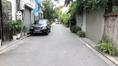 HIẾM ĐẤT ĐÔNG ANH GẦN BỆNH VIỆN TRƯỜNG CHỢ Ô TÔ TRÁNH 70M 5.5 Tỷ. Mua bán đất tại Huyện Đông Anh Hà Nội được đăng bởi Hiền Đặng Thị Thu