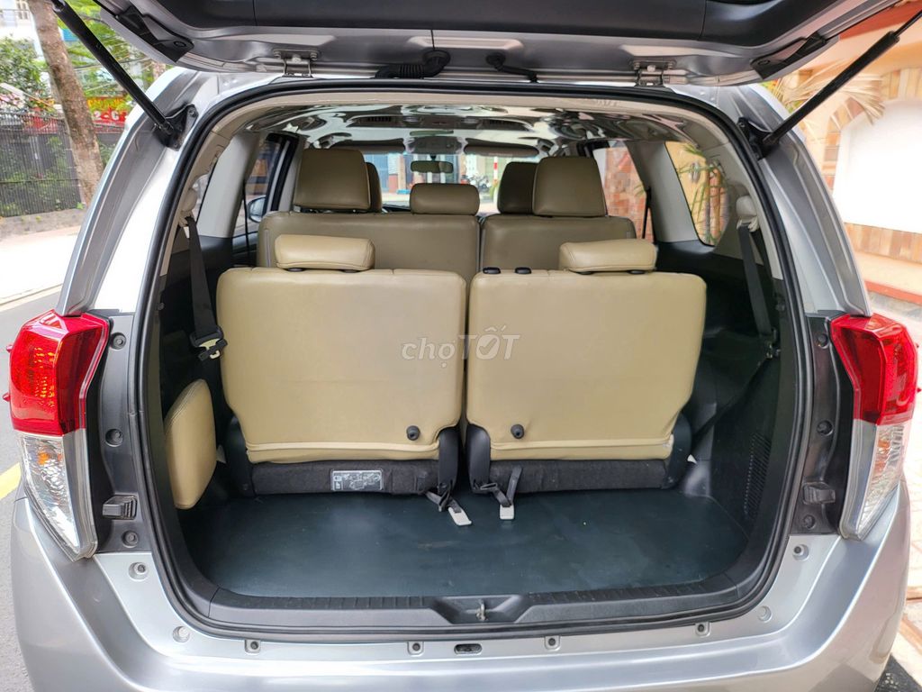 Toyota Innova 2020 2.0E - 78000 km. Mua bán Ô tô tại Quận 10 Tp Hồ Chí Minh được đăng bởi Anh Thanh hình 14