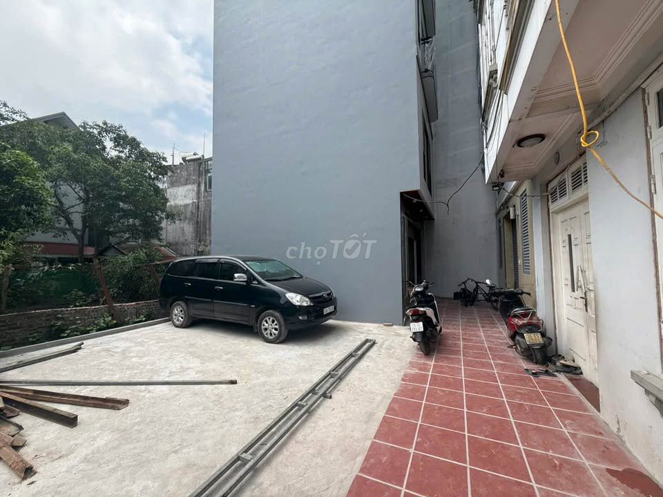 BÁN NHÀ NGÃ TƯ CỔ LINH THẠCH BÀN 35M 6T THANG MÁY-OTO ĐỖ HƠN 7TỶ CTL