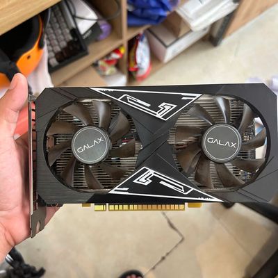 Card màn hình 1650 4G còn bảo hành dài. Mua bán Linh kiện (RAM, Card...) tại Quận Hoàng Mai Hà Nội được đăng bởi Hoàng Văn Chuẩn