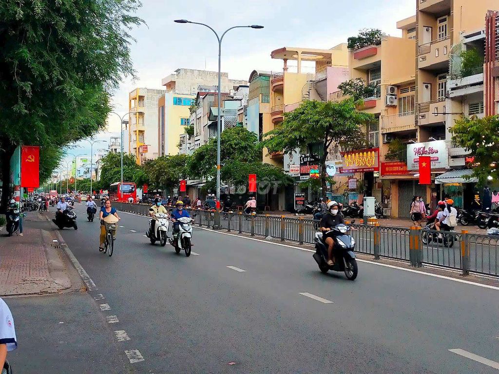 Nhà Mặt Tiền NC Minh Phụng, P2, Q11. Cho thuê nhà ở tại Quận 11 Tp Hồ Chí Minh được đăng bởi Nguyễn Thị Trúc Hà hình 2