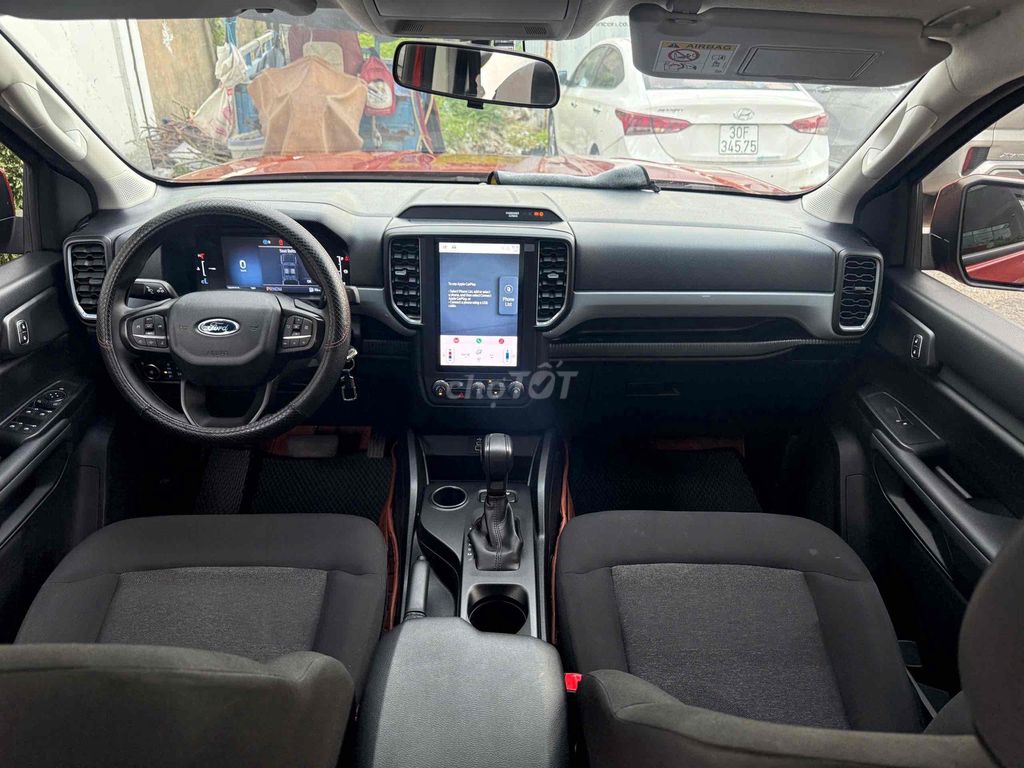 Ford Ranger 2024 XLS 2.0L 4x2 AT - 15000 km. Mua bán Ô tô tại Quận 3 Tp Hồ Chí Minh được đăng bởi Ngọc triều hình 9