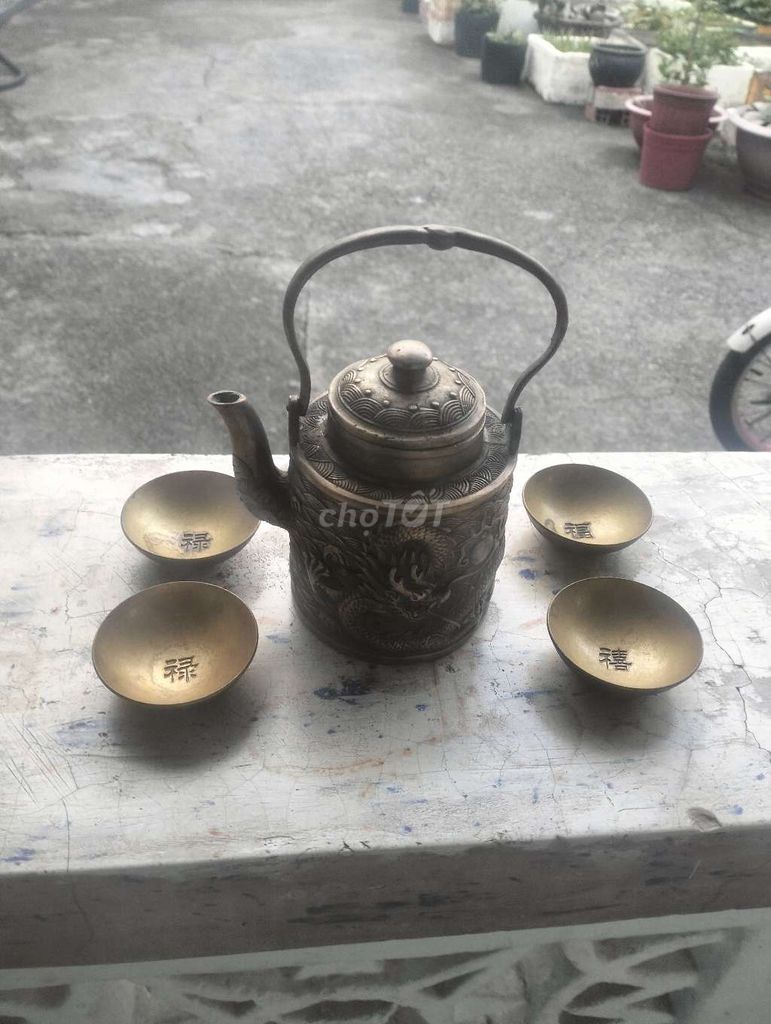 Bộ ấm chén Đồng thau Vàng đồng Rồng lộn Cổ xưa. Mua bán Đồ sưu tầm, đồ cổ tại Huyện Hóc Môn Tp Hồ Chí Minh được đăng bởi Phước Trọc  hình 1