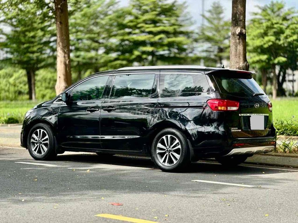 💥Kia Sedona 2016 2.2 Máy dầu bản full - 90000 km💥. Mua bán Ô tô tại Quận 7 Tp Hồ Chí Minh được đăng bởi Mr Trường AUTO PHÚ MỸ HƯNG hình 4