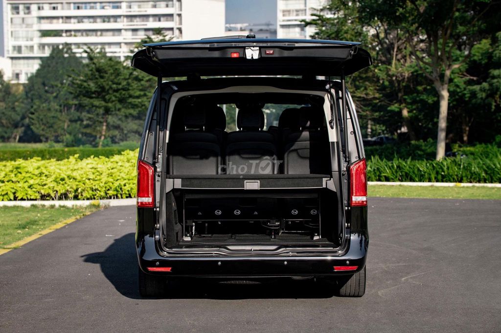 Mercedes-Benz V250 Luxury 2021 - Hỗ Trợ Vay. Mua bán Ô tô tại Quận 1 Tp Hồ Chí Minh được đăng bởi FatCar Auto hình 16