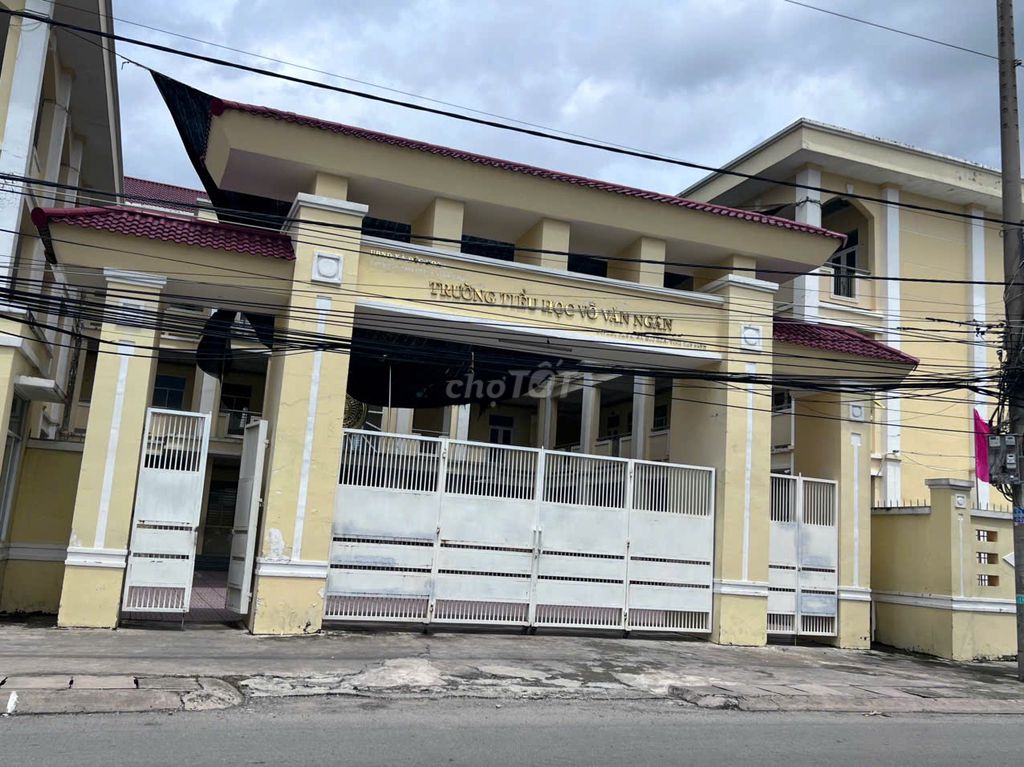Chính Chủ bán lô đất mặt tiền đường nhựa 10m trung tâm TT Đức Hoà