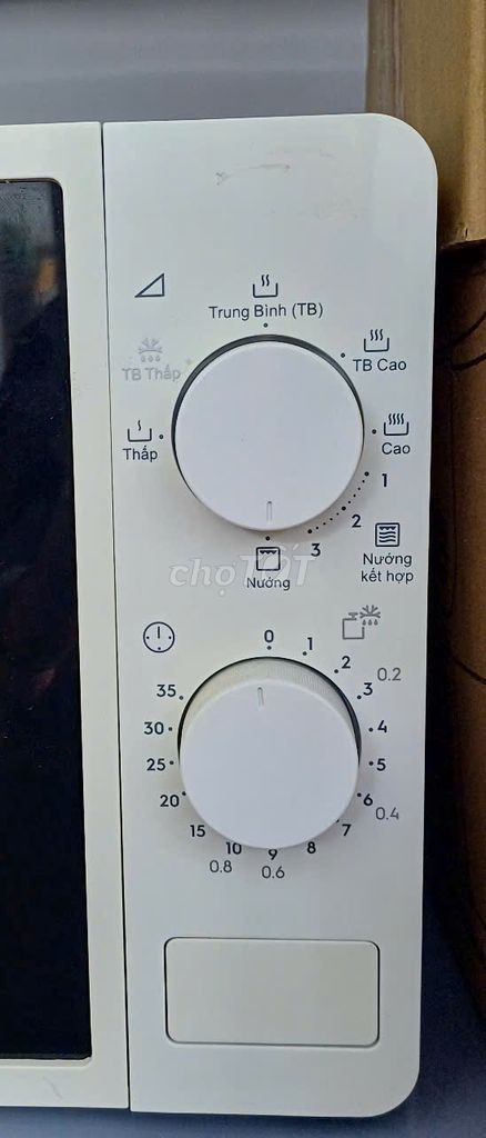 Lò vi sóng Electrolux MỚI (chưa sử dụng)