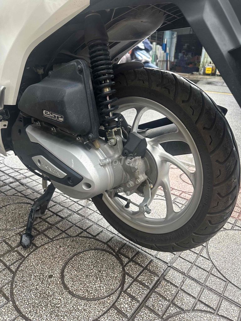 vison 2024 khoá smaskey odo 3 nghìn ( có bán góp). Mua bán Xe máy tại Thành phố Thuận An Bình Dương được đăng bởi xe máy phước thịnh hình 7