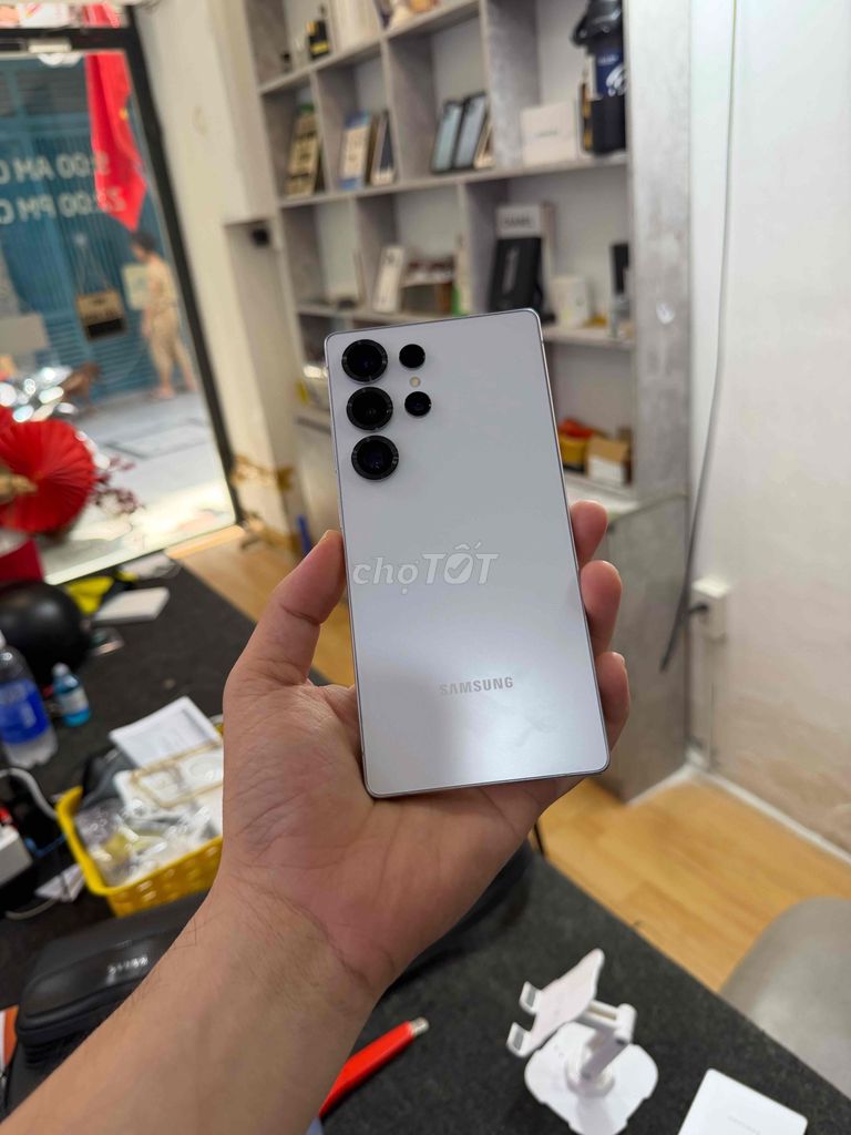 Samsung S25 Ultra 256GB Trắng 2 sim. Mua bán Điện thoại tại Quận 3 Tp Hồ Chí Minh được đăng bởi 2 Hand STORE  hình 1