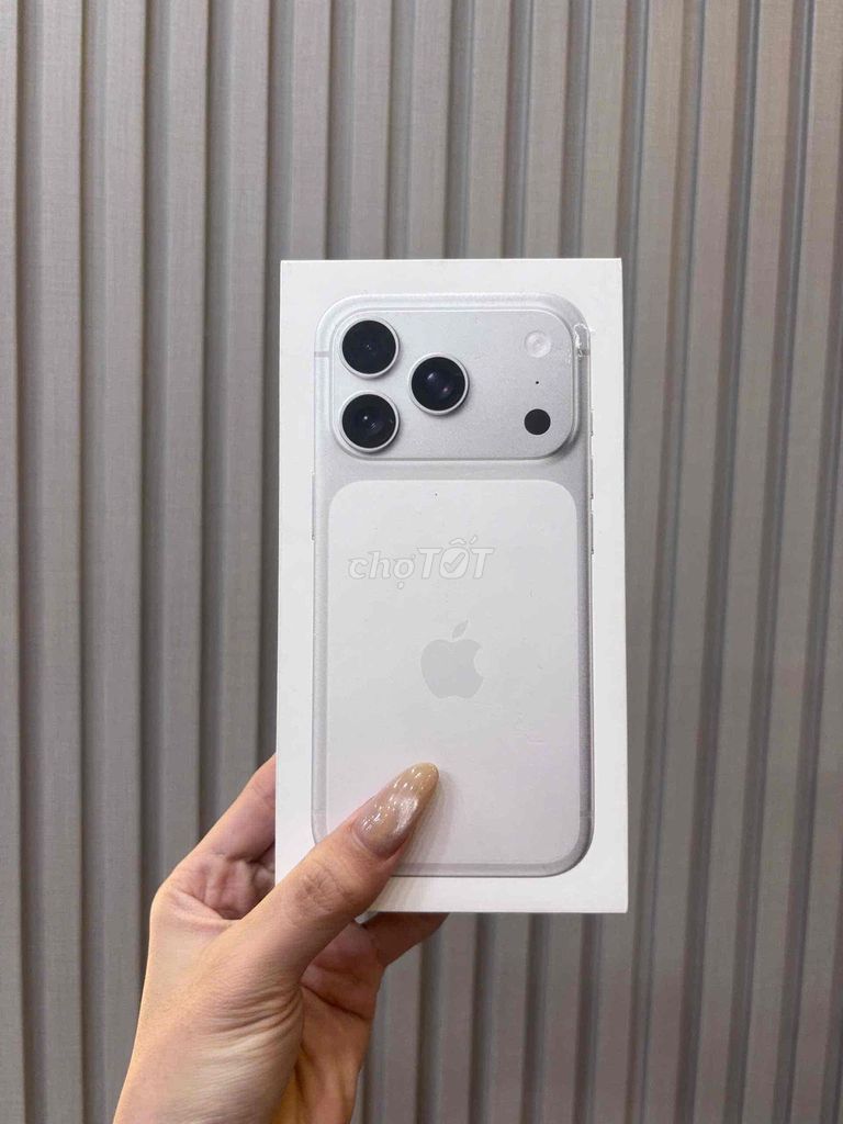 17 Pro 256GB Bạc Vn New 100% Act Bh 12T 9292929. Mua bán Điện thoại tại Quận Ninh Kiều Cần Thơ được đăng bởi Quý Mobile Cần thơ hình 1
