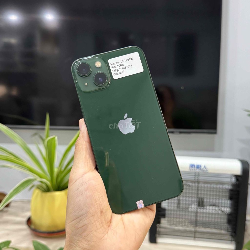 Apple iPhone 13 128G QT Xanh Green P100 Zin Đẹp 98. Mua bán Điện thoại tại Quận 12 Tp Hồ Chí Minh được đăng bởi Nguyễn Thu hình 1