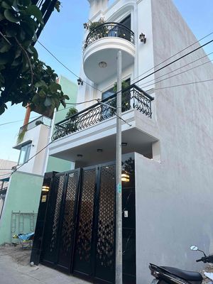 nhà 3 tầng tô hiệu full nội thất cao cấp. Mua bán nhà ở tại Quận Liên Chiểu Đà Nẵng được đăng bởi Phương Phương