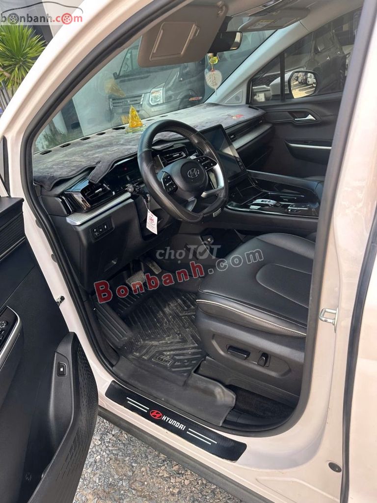 Hyundai Custin Cao Cấp 2.0T 2023. Mua bán Ô tô tại Huyện Cái Bè Tiền Giang được đăng bởi Mr Duy hình 3