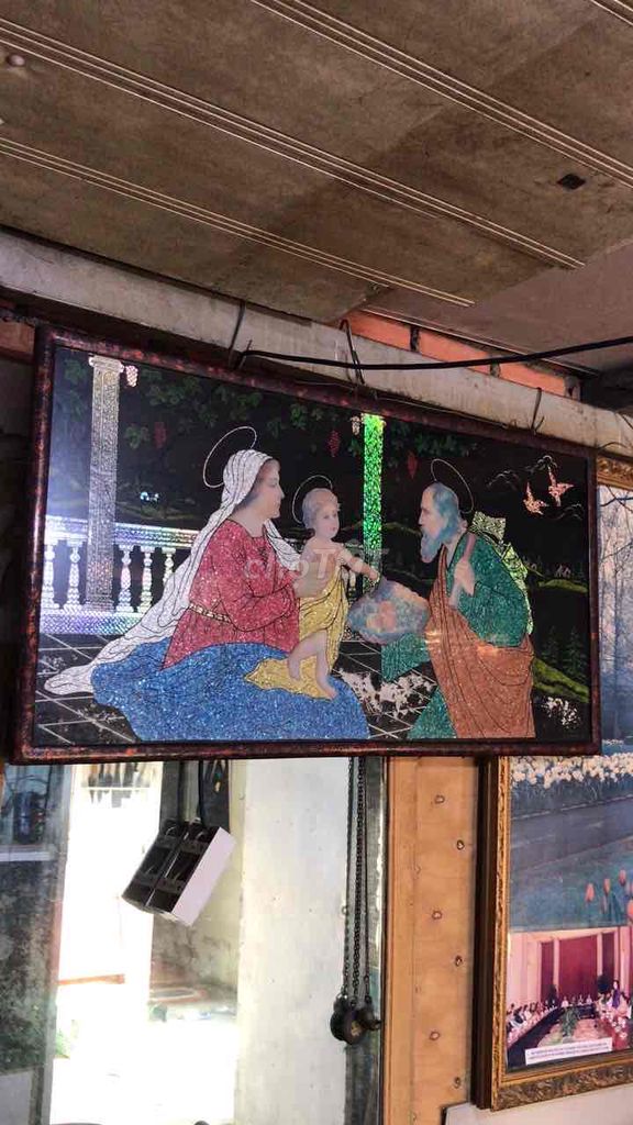 bán 2 bức Tranh Chúa  Bức gia đình dài 1 m cao 50