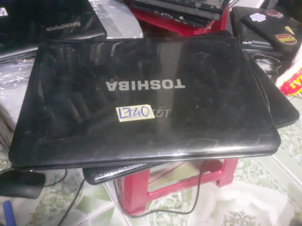 Laptop Toshiba i3 14i 4g xài ok+ mua đổi pc lap hư. Mua bán Laptop tại Huyện Hóc Môn Tp Hồ Chí Minh được đăng bởi thanh hình 1