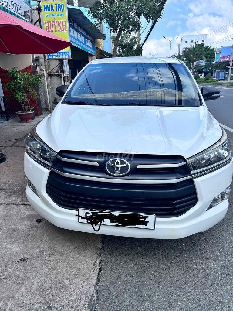 Toyota Innova 2018 2.0E - 100000 km