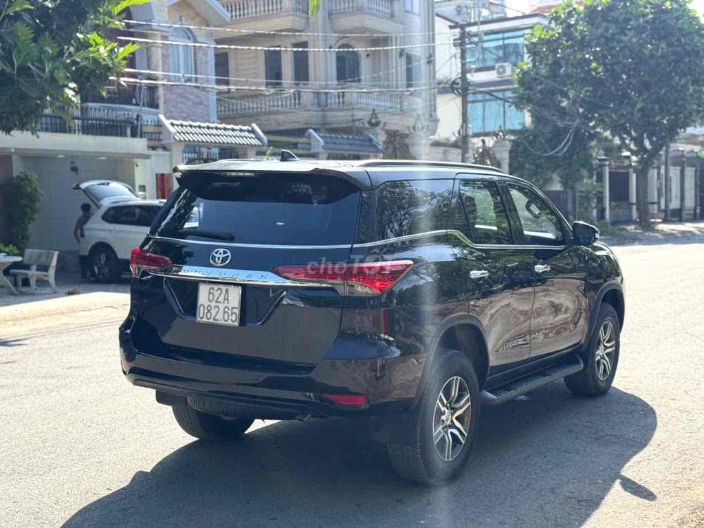 FORTUNER 2.7V 2017 TỰ ĐỘNG BẢO HÀNH 1 NĂM. Mua bán Ô tô tại Quận Bình Tân Tp Hồ Chí Minh được đăng bởi XUÂN DUY AUTO hình 6