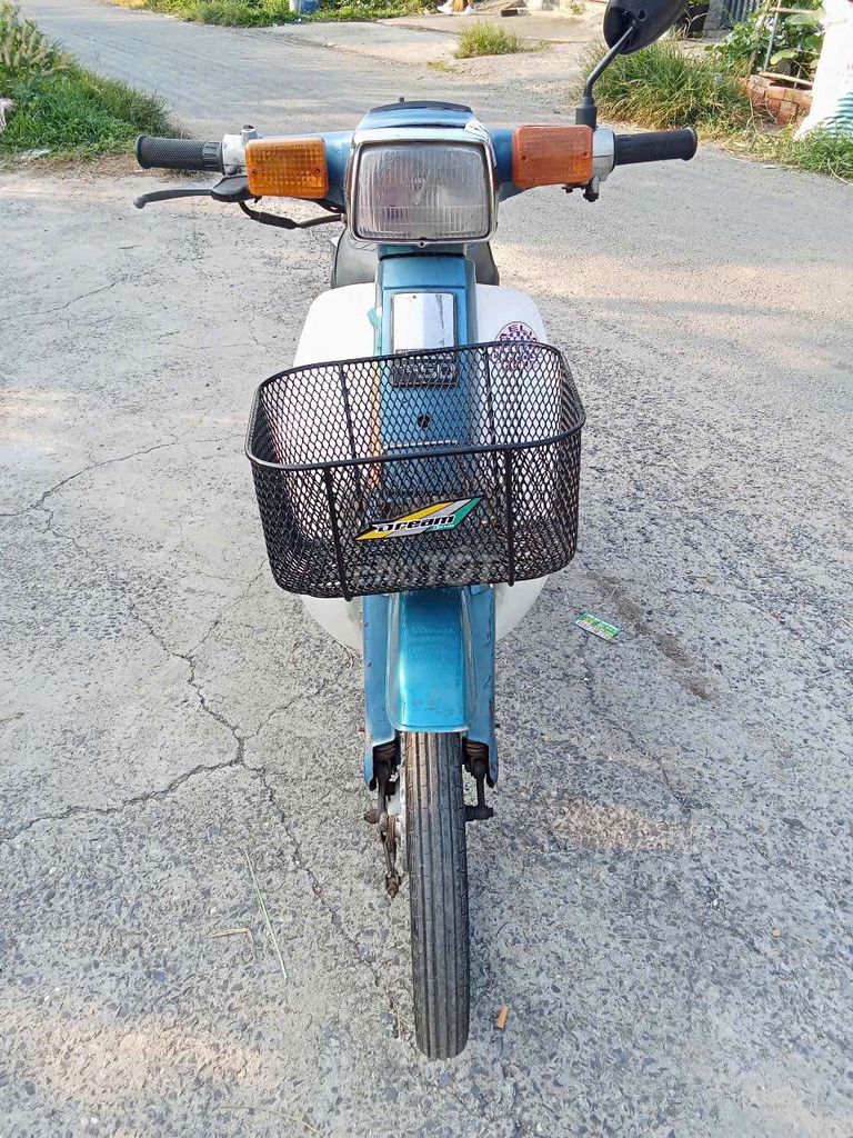 Honda Cúp 82 Nhật 50cc . Học Sinh Đi Ko Bằng Lái. Mua bán Xe máy tại Huyện Hóc Môn Tp Hồ Chí Minh được đăng bởi Tuân Nguyên hình 2