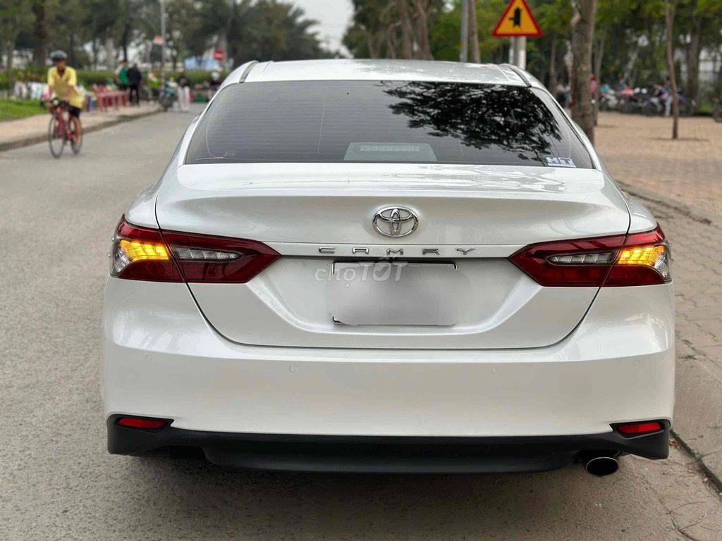 Toyota Camry 2022 2.0 Q xe cực đẹp không lỗi. Mua bán Ô tô tại Huyện Hóc Môn Tp Hồ Chí Minh được đăng bởi Hoàng Danh  hình 3