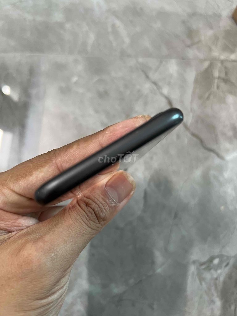 Apple iPhone 8 64GB Đen zin đẹp nguyên bản. Mua bán Điện thoại tại Huyện Kim Sơn Ninh Bình được đăng bởi Keng  hình 1