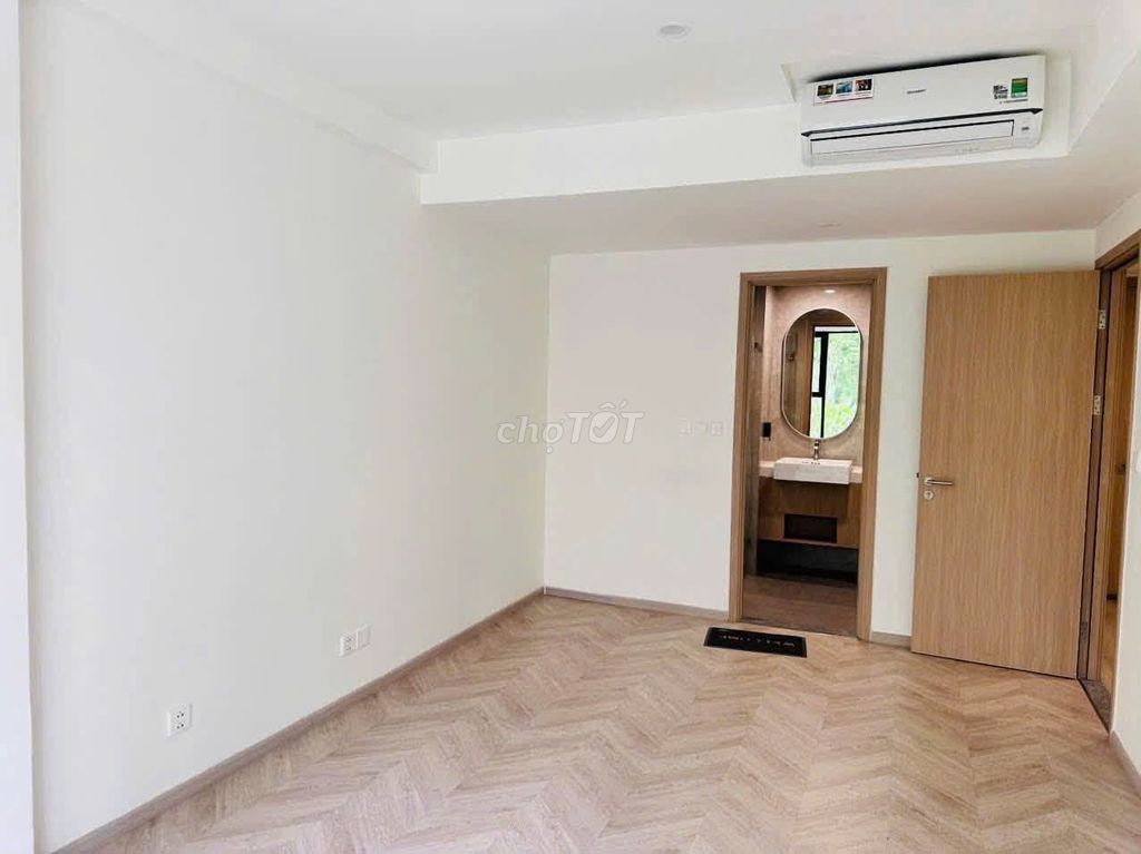 Аренда двухуровневой квартиры 4 спальни в Lumiere Vinhomes Grand Park