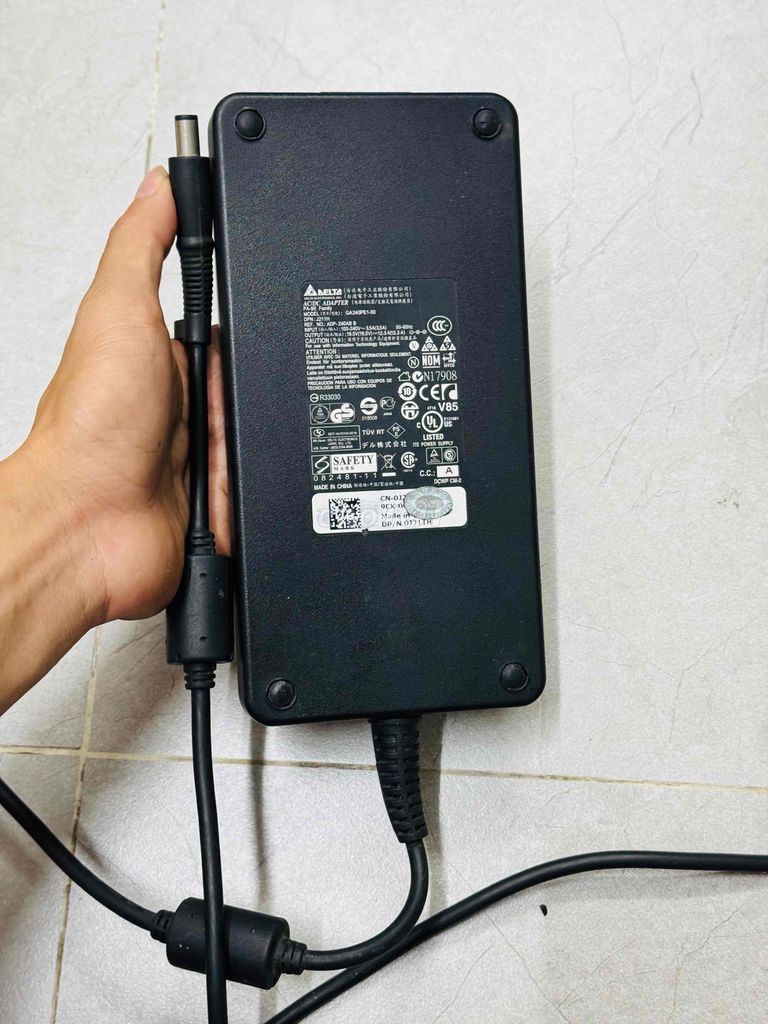 Sạc Dell Delta 240W chân kim to