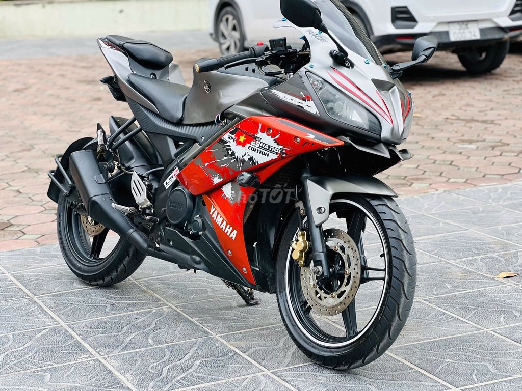 YAMAHA R15 V2 NGUYÊN BẢN BIỂN 29 ZIN XE ĐẸP. Mua bán Xe máy tại Quận Nam Từ Liêm Hà Nội được đăng bởi A Nam hình 6