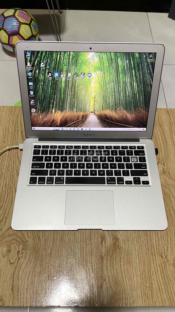 Apple MacBook Air i5-5350U 8GB/128GB. Mua bán Laptop tại Quận 8 Tp Hồ Chí Minh được đăng bởi Bé Vui SSD CHÍNH HÃNG hình 1