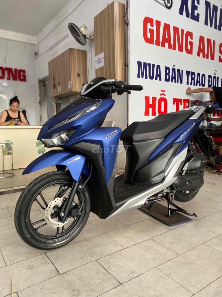 Honda Vario 150 đk 2019 màu xanh nhám BSTP. Mua bán Xe máy tại Quận 12 Tp Hồ Chí Minh được đăng bởi Xe Máy Hoàng Giang An Sương  hình 2