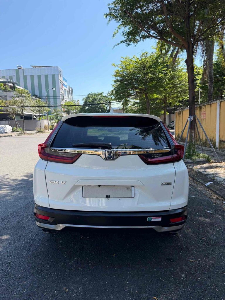 Хонда CRV L 2021 белая 61438 км
