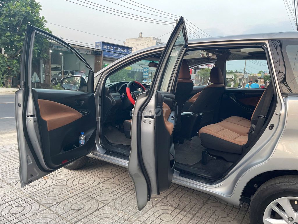 Toyota Innova 2016 Form mới 2.0E Xe cực chất. Mua bán Ô tô tại Huyện Tân Phú Đồng Nai được đăng bởi Salon AUTO THÀNH TRUNG Đồng Nai hình 7