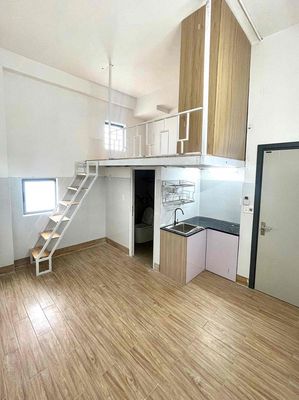 Phòng cửa sổ trời gần ĐH Công Thương giá chỉ 3trX