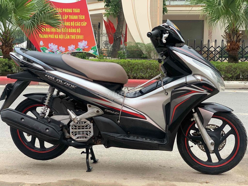 ab 110 dk 2012 fi chân điện ngon,chất. Mua bán Xe máy tại Huyện Thanh Trì Hà Nội được đăng bởi xe máy cũ chính hãng hình 4