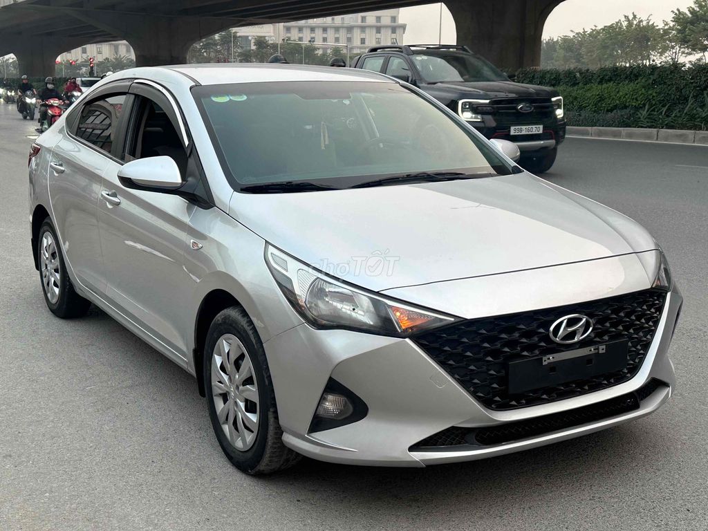 Hyundai Accent 2022 Số sàn 66000 km Bạc. Mua bán Ô tô tại Quận Hoàng Mai Hà Nội được đăng bởi NHẬT DOANH AUTO  hình 12