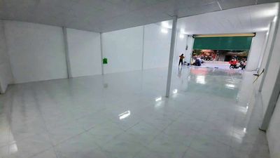 Townhouse 176 m² · 1 bed · Đường Huỳnh Tấn Phát