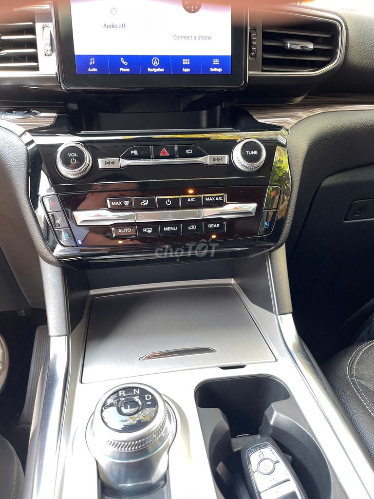 Ford Explorer Limited 2023  - 17000 km. Mua bán Ô tô tại Quận 10 Tp Hồ Chí Minh được đăng bởi Trần Hoàng Long hình 9