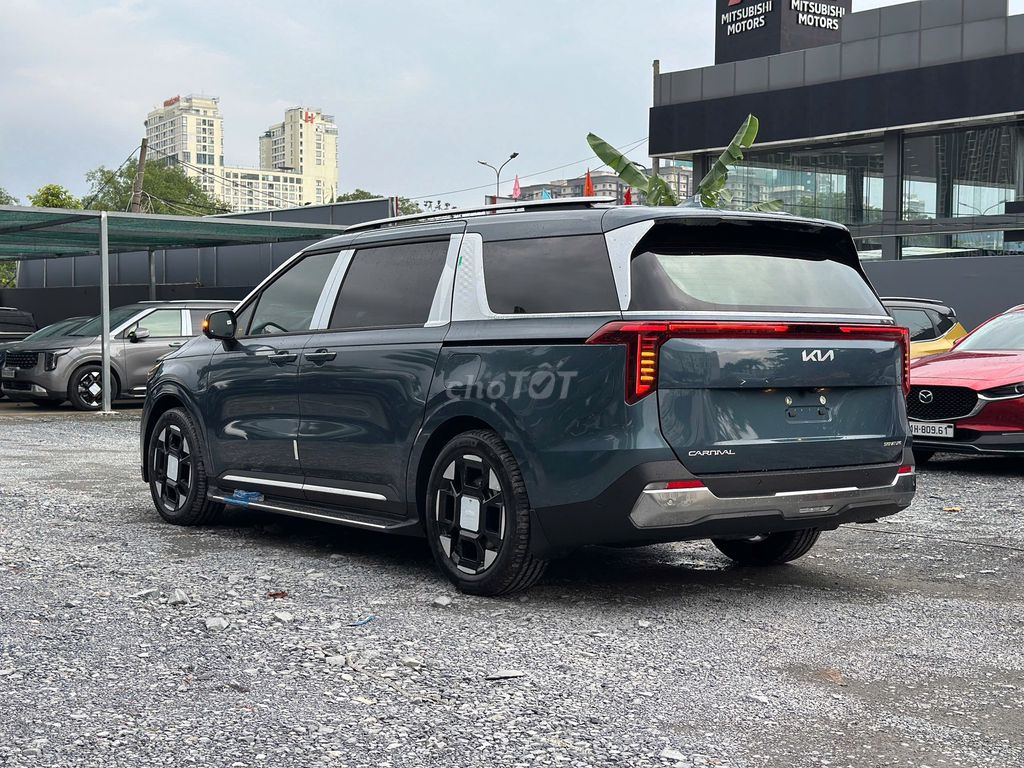 KIA CARNIVAL GIẢM MẠNH TẶNG BHVC SẴN XE GIAO NGAY. Mua bán Ô tô tại Quận 7 Tp Hồ Chí Minh được đăng bởi  Mazda Quận 7 hình 6