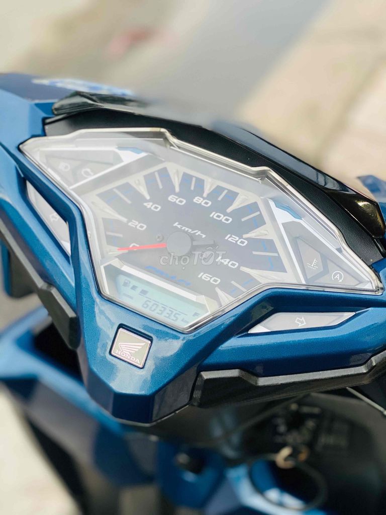 Click thái 2015 hàng hot siêu đẹp chuẩn zin🔥. Mua bán Xe máy tại Quận Ninh Kiều Cần Thơ được đăng bởi Hiếu Xe máy Tân Liên Hưng 2 hình 6