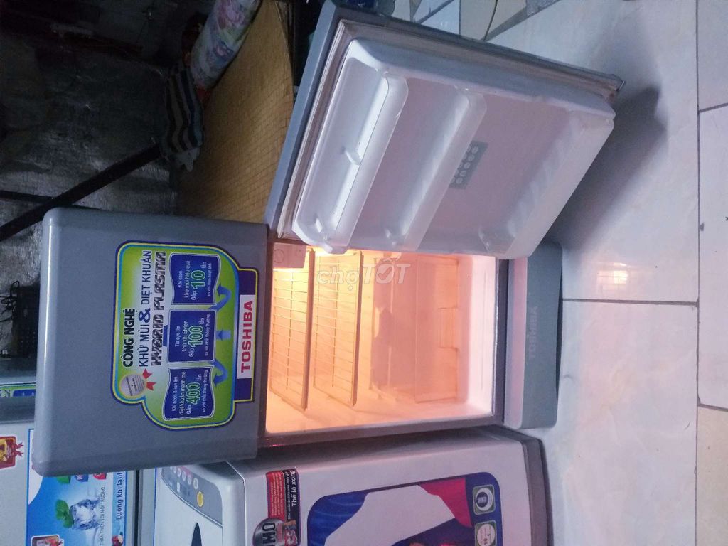 0385141391 - Cần bán tủ lạnh Toshiba 135 lít không đóng tuyết