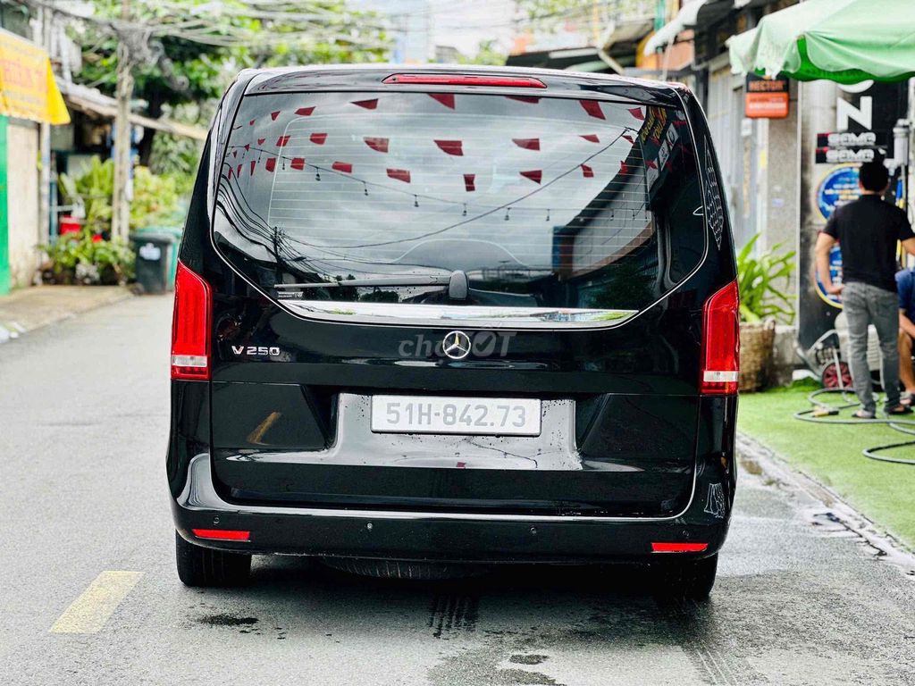 Mercedes Benz V Class 2020 V250 Luxury - 58000 km. Mua bán Ô tô tại Quận 8 Tp Hồ Chí Minh được đăng bởi Hồng Phúc hình 12