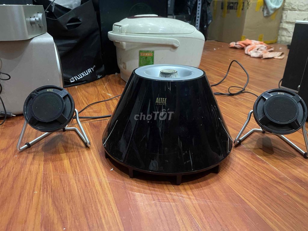 Loa Altec Lansing Đen Sống động Mạnh mẽ. Mua bán Tivi, Âm thanh tại Huyện Thanh Trì Hà Nội được đăng bởi Nguyễn Linh hình 1