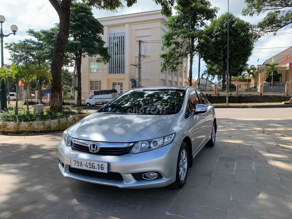 Honda Civic 2014 1.8 AT - 70000 km. Mua bán Ô tô tại Huyện Mang Yang Gia Lai được đăng bởi Đinh Đen hình 1