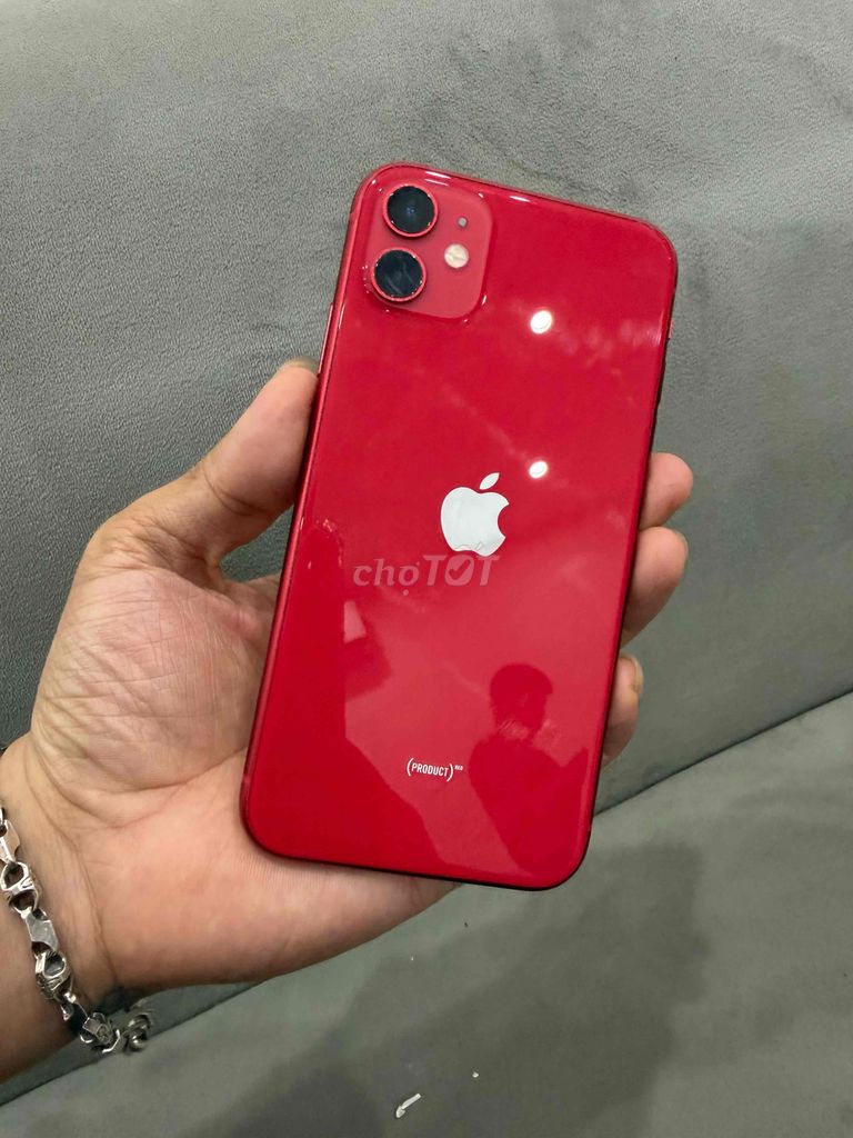 Apple iPhone 11 64GB Đỏ 98% zin đét VNA. Mua bán Điện thoại tại Quận Đống Đa Hà Nội được đăng bởi Ng Hoang Anh hình 1