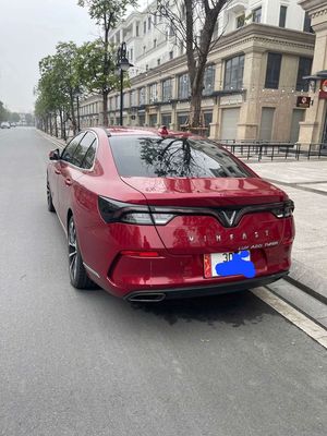 VinFast Lux A2.0 2022 màu đỏ, số tự động. Mua bán Ô tô tại Quận Long Biên Hà Nội được đăng bởi Mr Vinh