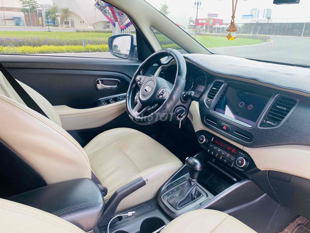 Kia Rondo 2019 - 180000 km. Mua bán Ô tô tại Thành phố Thủ Đức Tp Hồ Chí Minh được đăng bởi Lê phước trọng hình 5