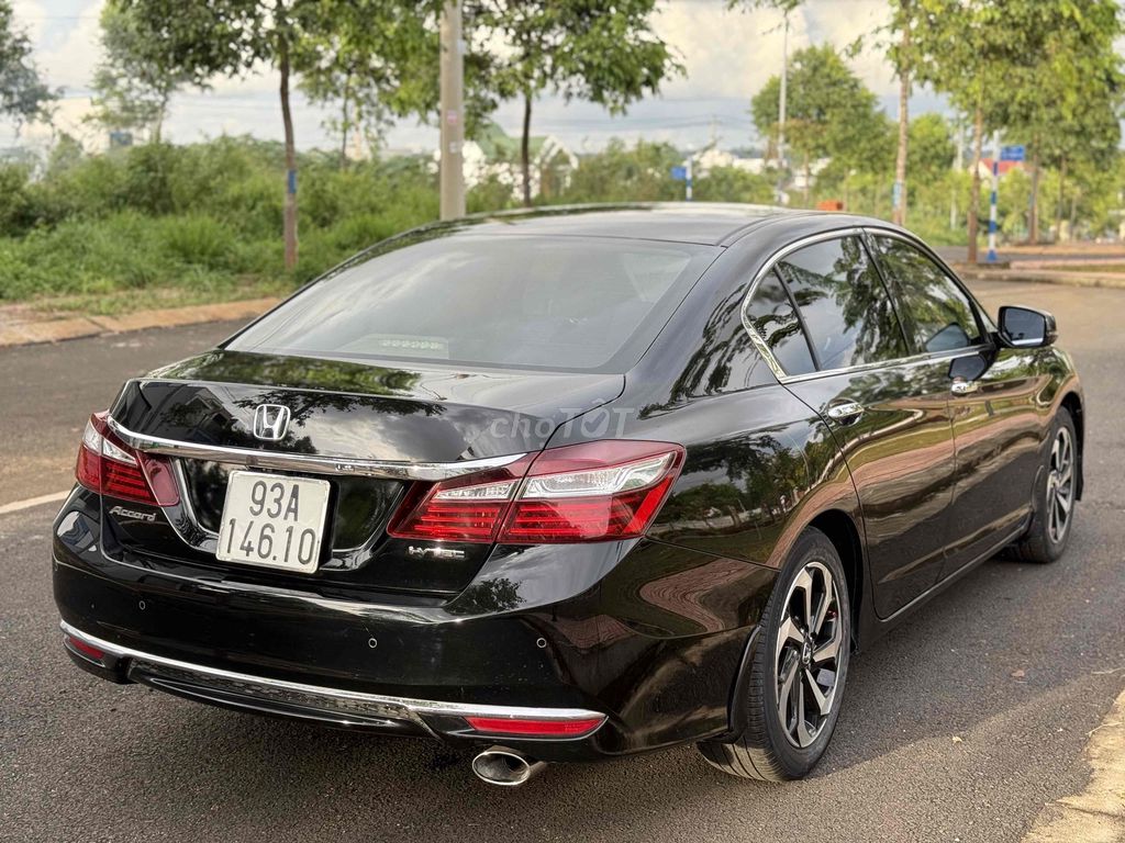 Honda Accord 2016 Đen. Mua bán Ô tô tại Thành phố Buôn Ma Thuột Đắk Lắk được đăng bởi Auto Ngân Nguyên BMT hình 6