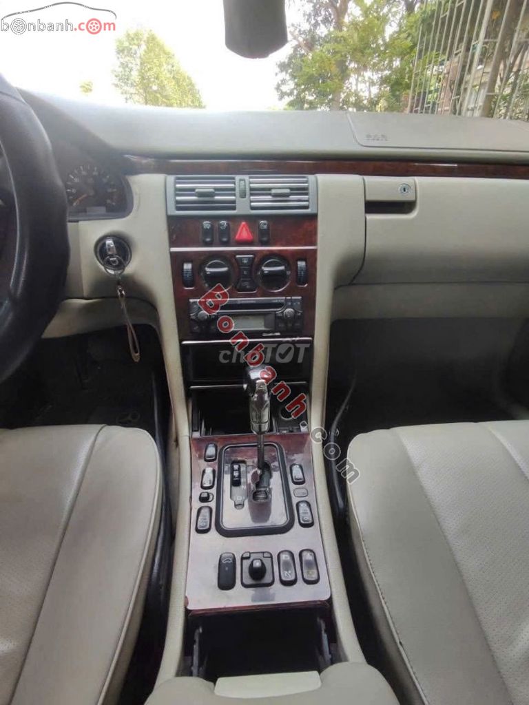 Mercedes Benz E class E240 AT 2000. Mua bán Ô tô tại Huyện Yên Dũng Bắc Giang được đăng bởi tamnguyen hình 5